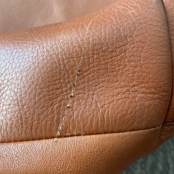 Madewell Leather Tote - Picture 5 of 8